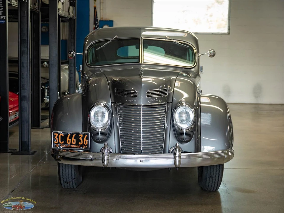 1937 Chrysler Airflow - Image 13 of 31