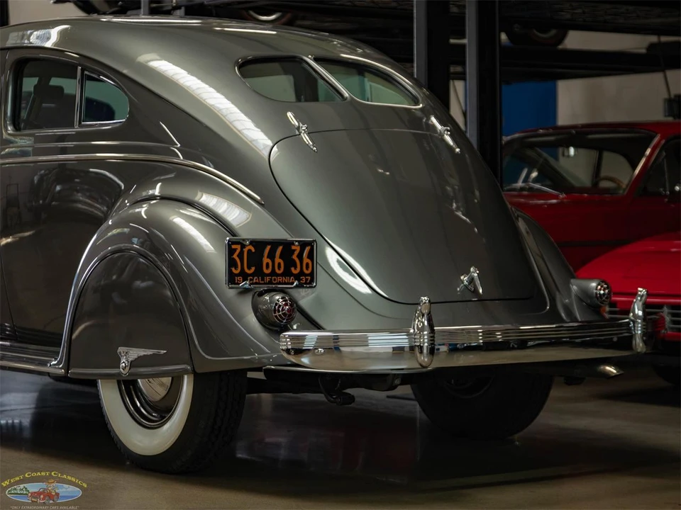 1937 Chrysler Airflow - Image 23 of 31