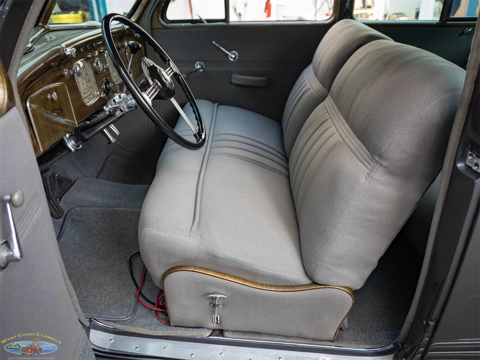 1937 Chrysler Airflow - Image 29 of 31