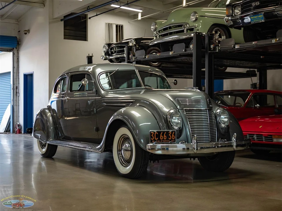 1937 Chrysler Airflow - Image 10 of 31
