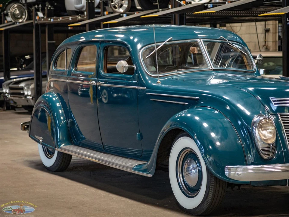 1937 Chrysler Airflow - Image 11 of 31