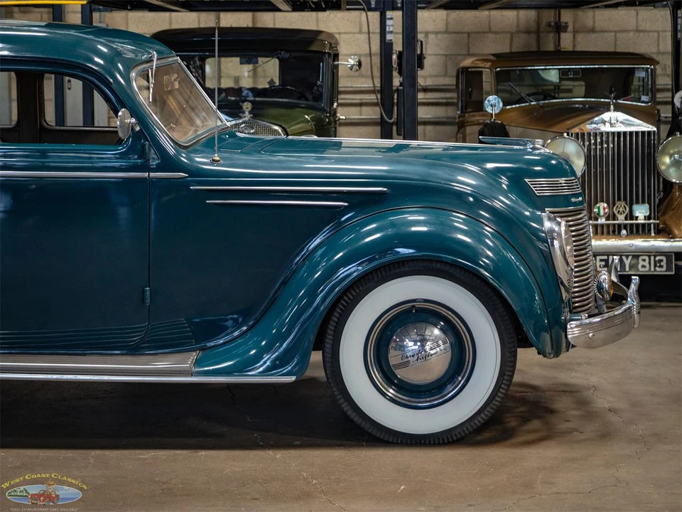 1937 Chrysler Airflow - Image 7 of 31