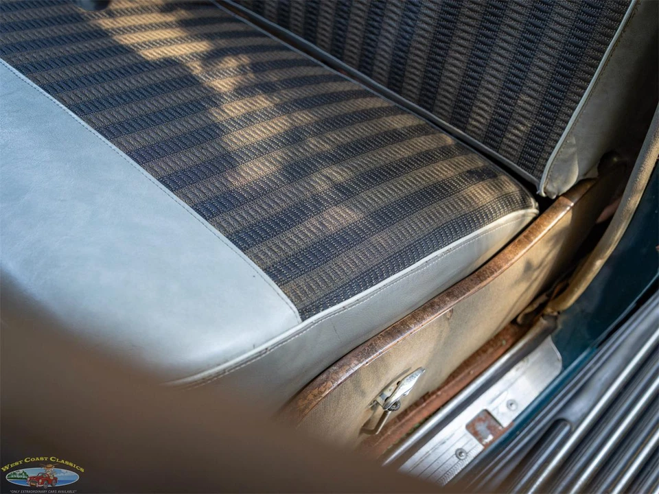 1937 Chrysler Airflow - Image 28 of 31