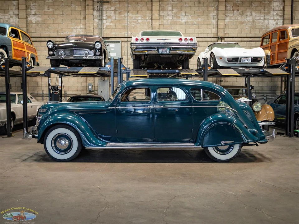 1937 Chrysler Airflow - Image 3 of 31