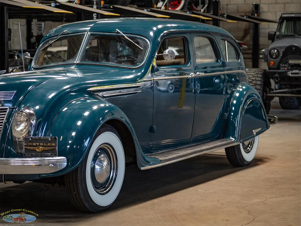 1937 Chrysler Airflow - Image 9 of 31