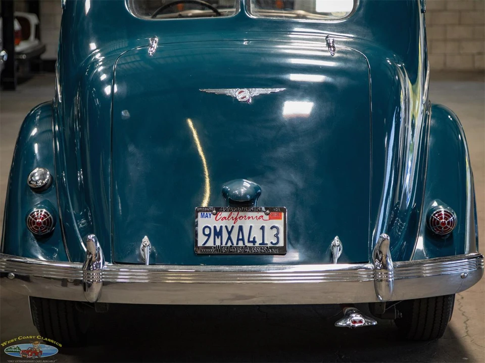 1937 Chrysler Airflow - Image 19 of 31