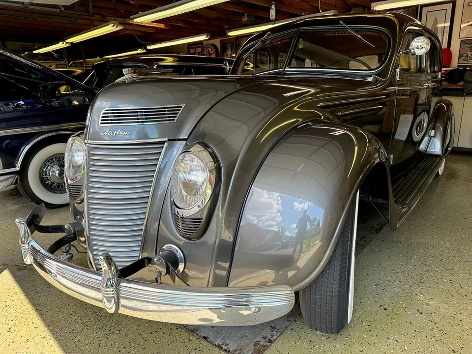1937 Chrysler Airflow - Image 3 of 31