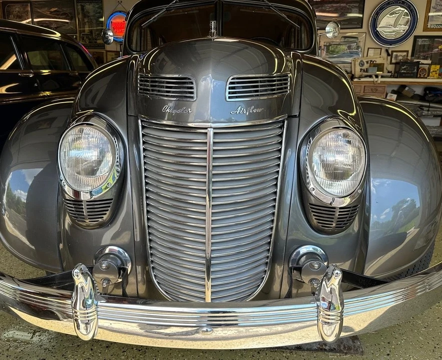 1937 Chrysler Airflow - Image 4 of 31