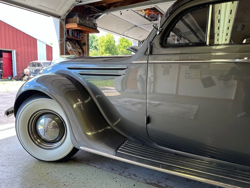 1937 Chrysler Airflow - Image 18 of 31