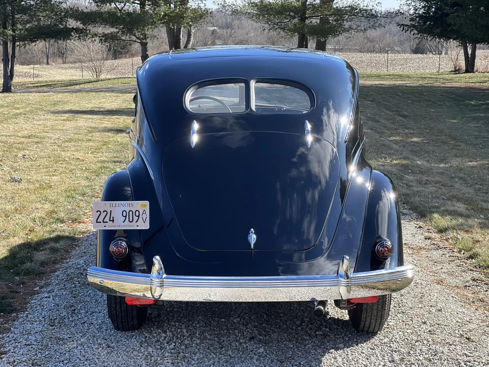 1937 Chrysler Airflow - Image 15 of 31