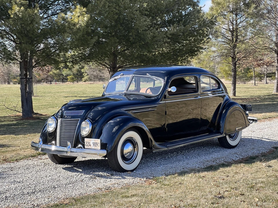 1937 Chrysler Airflow - Image 8 of 31