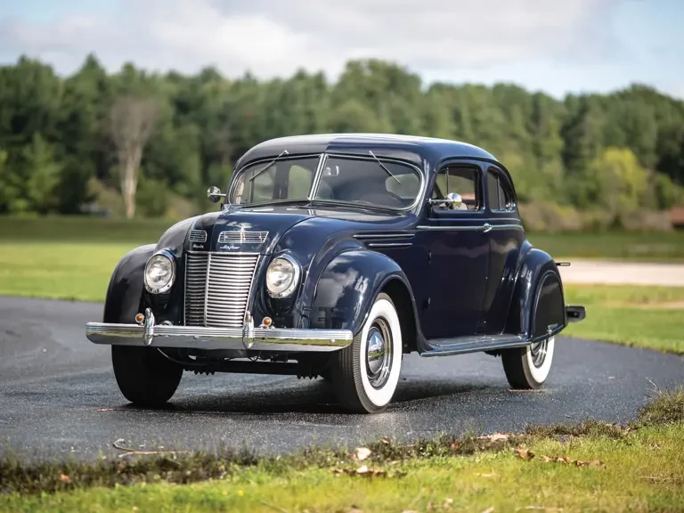 1937 Chrysler Airflow - Image 2 of 17