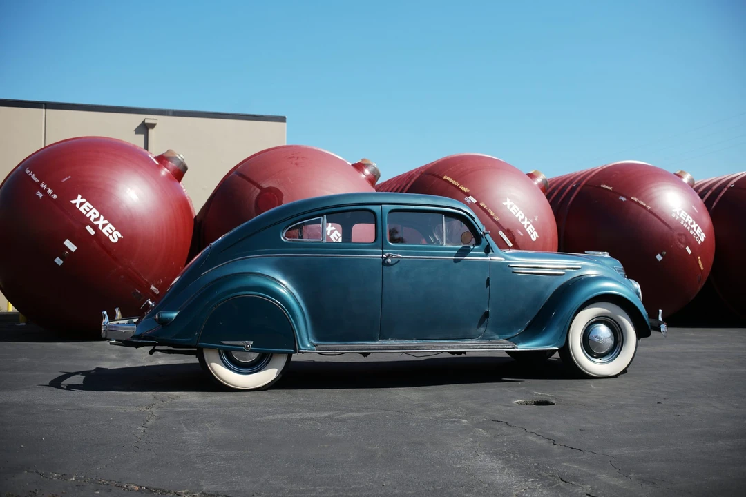 1937 Chrysler Airflow - Image 26 of 31