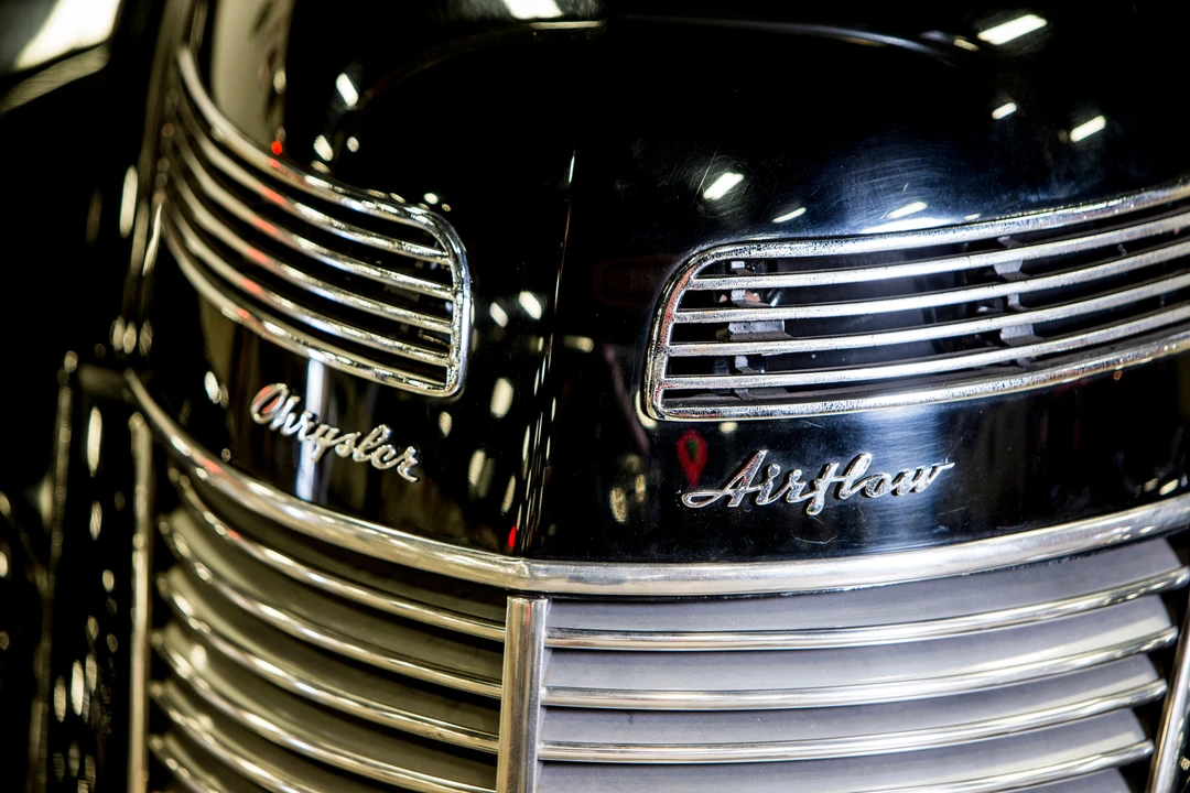 1937 Chrysler Airflow - Image 11 of 15