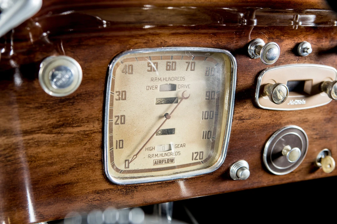 1937 Chrysler Airflow - Image 7 of 15