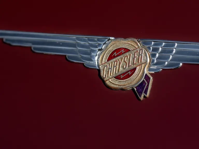 1937 Chrysler Airflow - Image 7 of 31