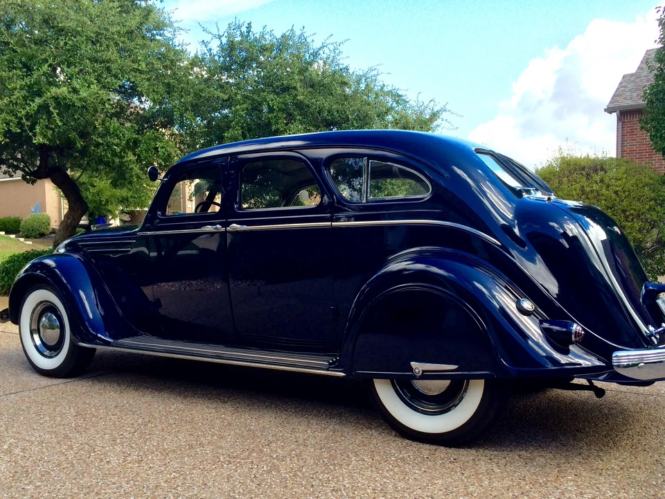 1937 Chrysler Airflow - Image 6 of 31