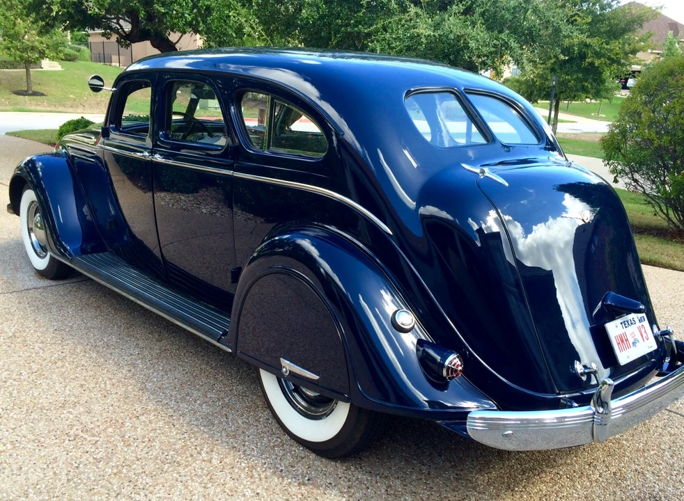 1937 Chrysler Airflow - Image 11 of 31