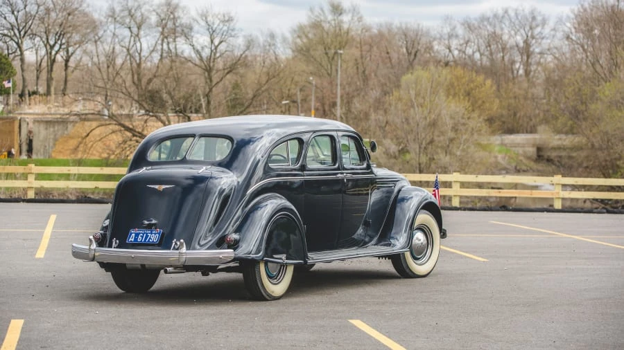1937 Chrysler Airflow - Image 3 of 12