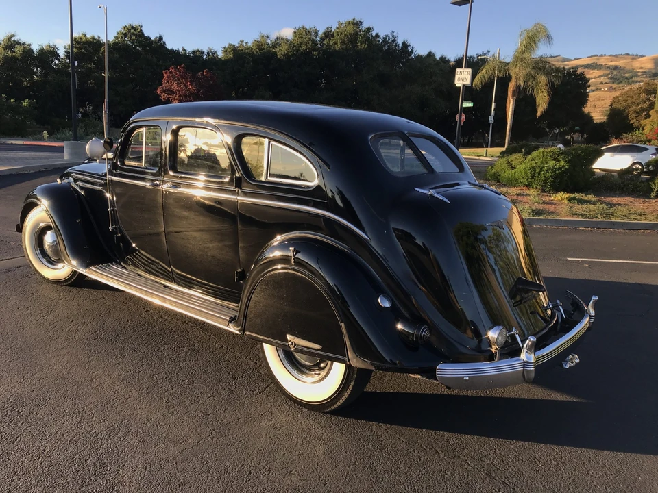 1937 Chrysler Airflow - Image 10 of 31