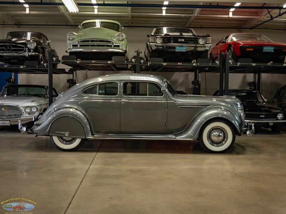 1937 Chrysler Airflow - Image 3 of 21