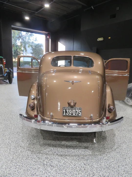 1937 Chrysler Airflow - Image 5 of 31