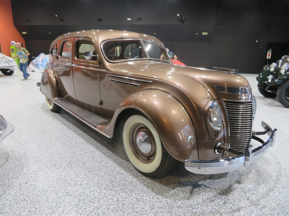 1937 Chrysler Airflow - Image 8 of 31