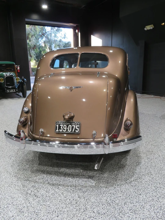 1937 Chrysler Airflow - Image 6 of 31