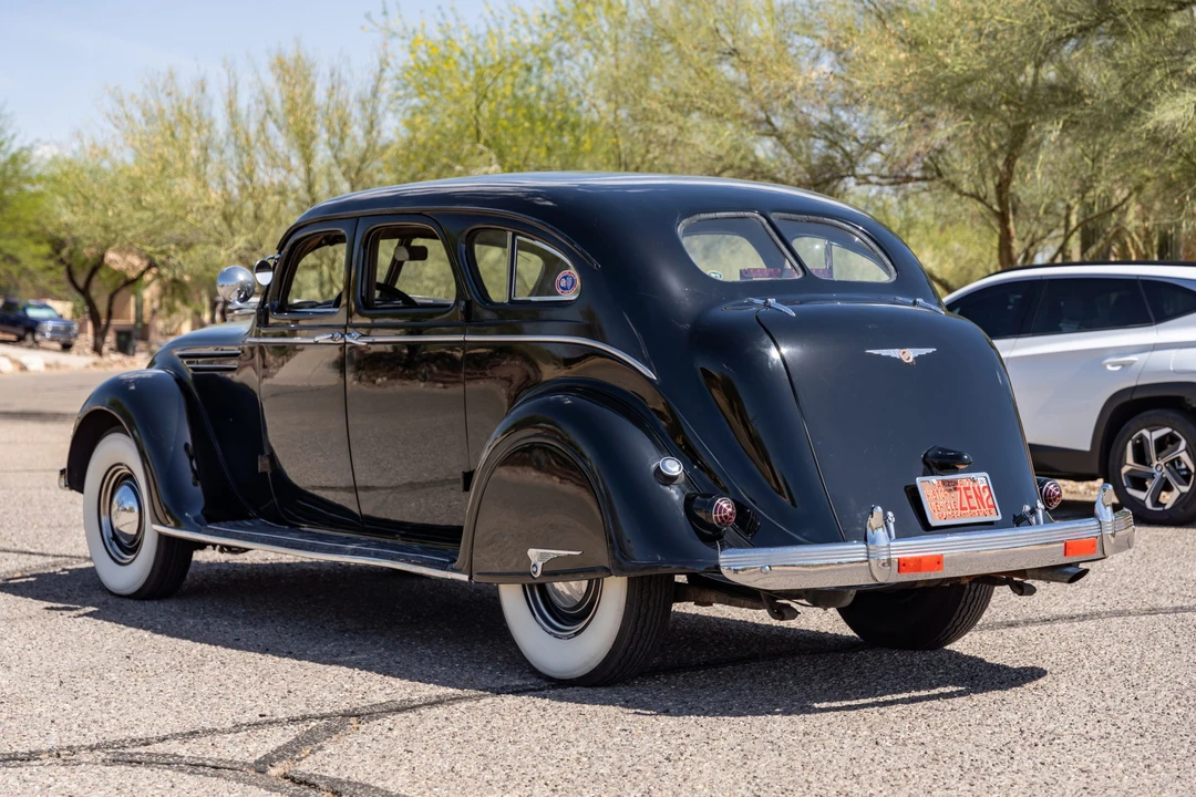 1937 Chrysler Airflow - Image 3 of 31