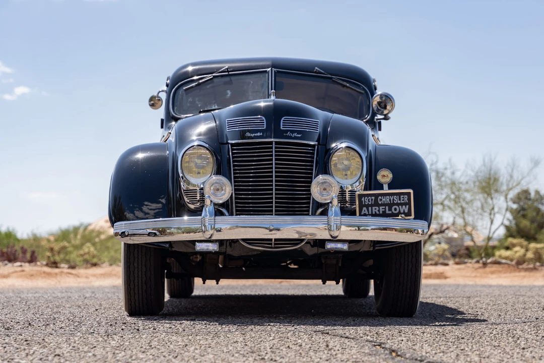 1937 Chrysler Airflow - Image 10 of 31