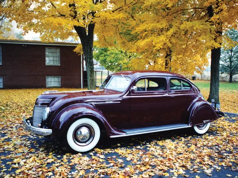 1937 Chrysler Airflow - Image 2 of 2