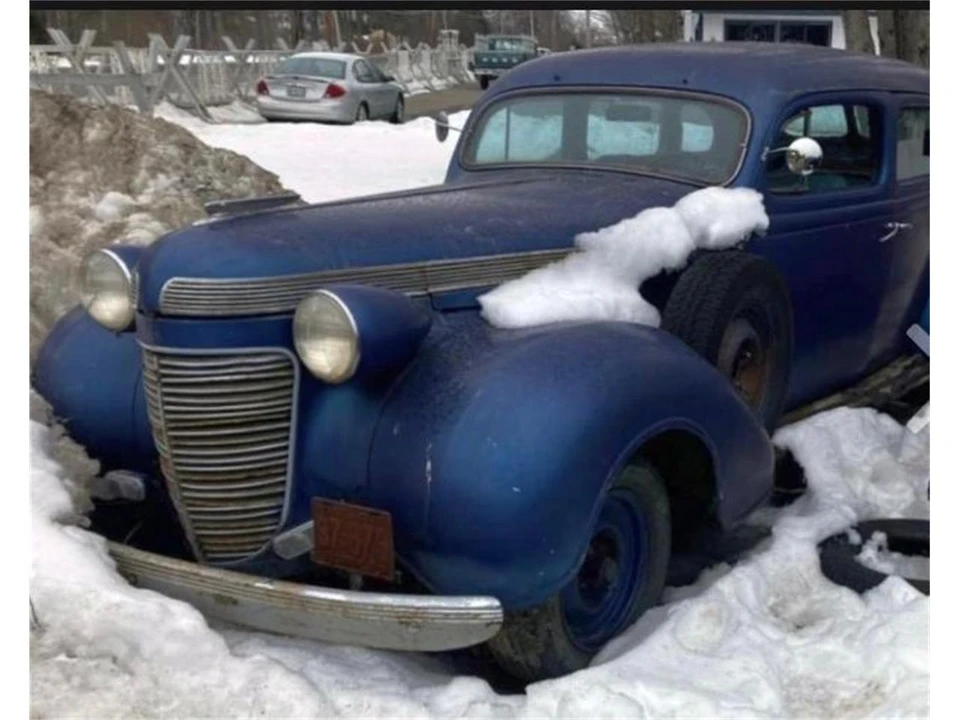 1937 Chrysler Airflow - Image 2 of 4