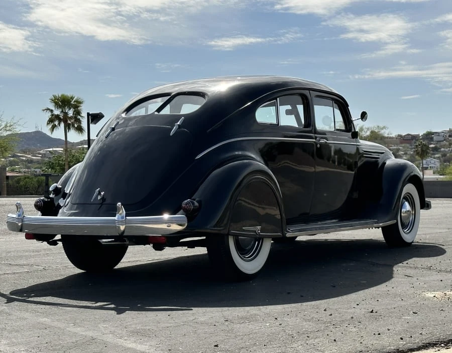 1937 Chrysler Airflow - Image 3 of 31