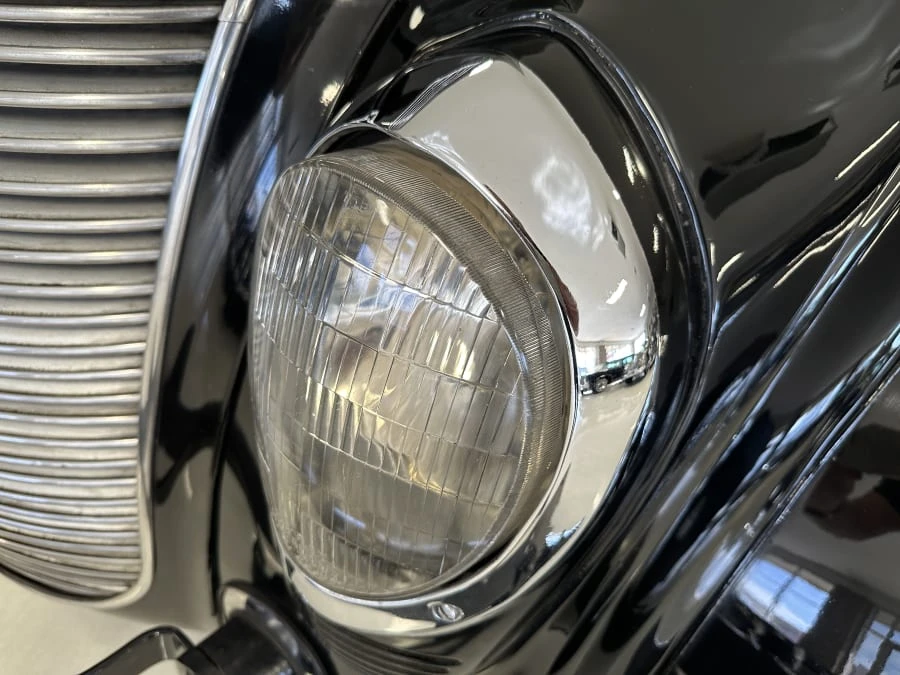 1937 Chrysler Airflow - Image 23 of 31