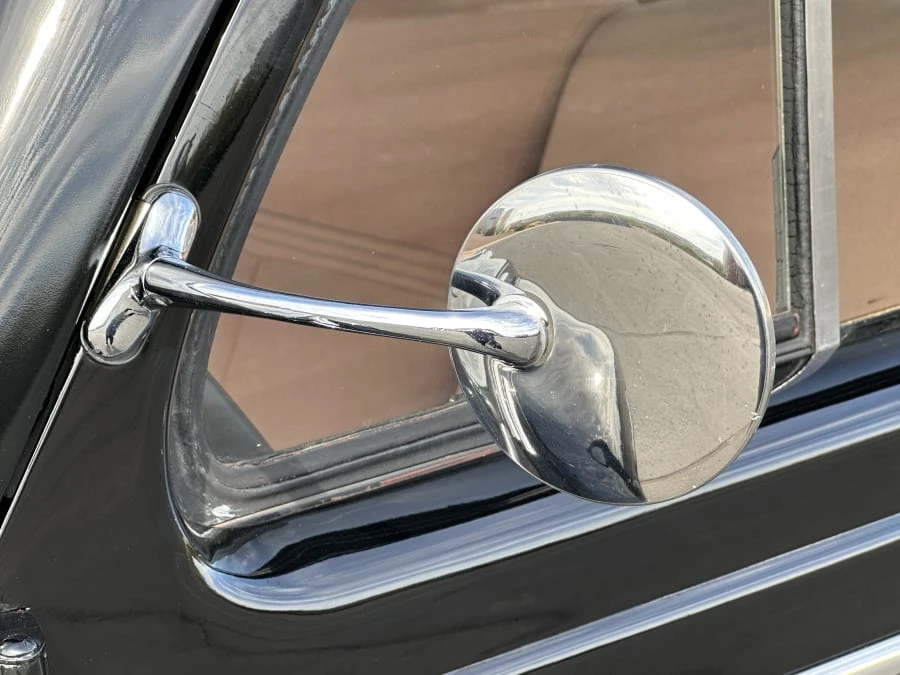 1937 Chrysler Airflow - Image 26 of 31