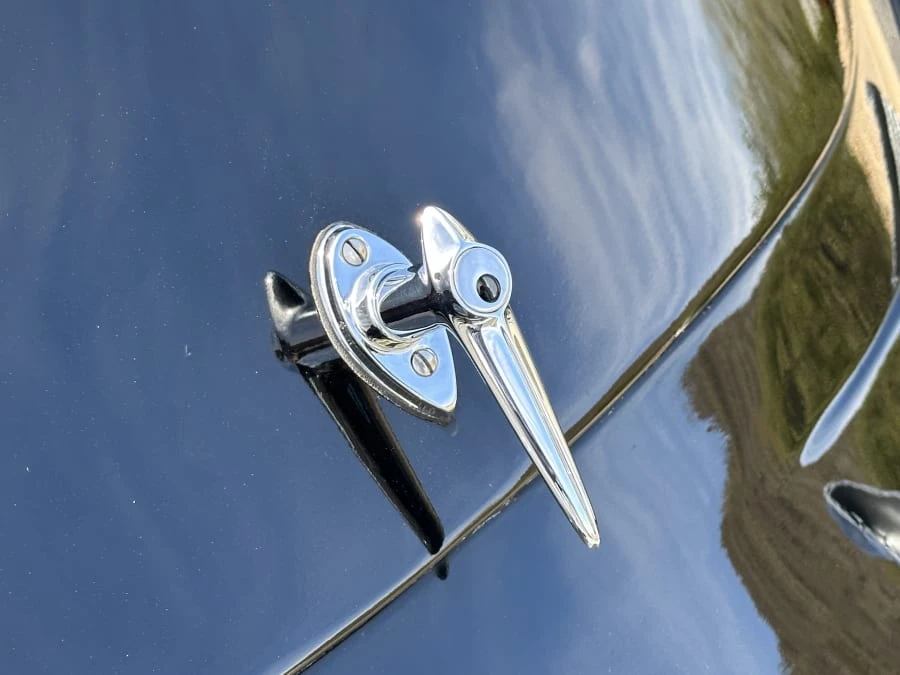 1937 Chrysler Airflow - Image 18 of 31