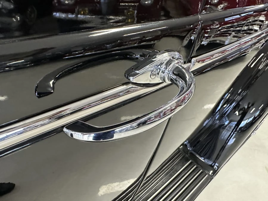 1937 Chrysler Airflow - Image 11 of 31