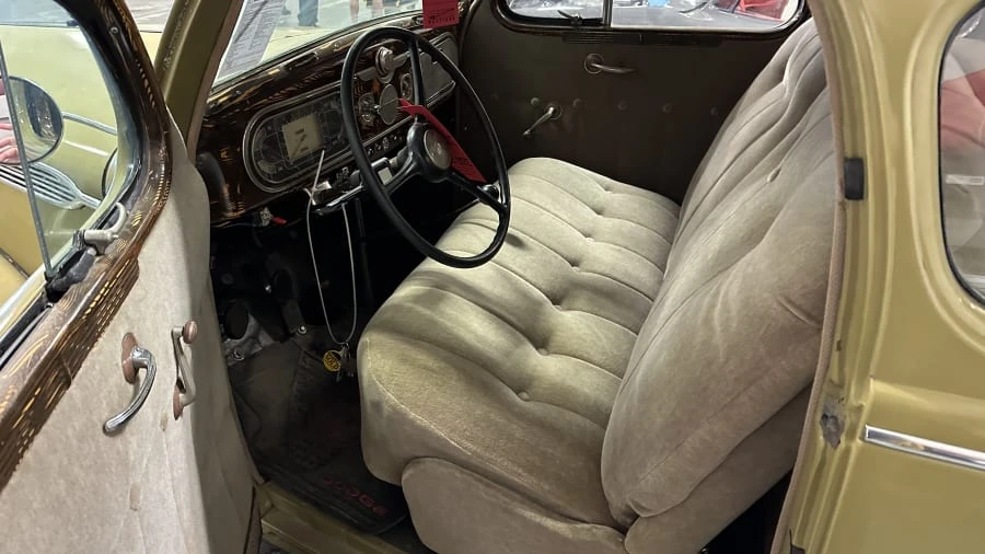 1937 Chrysler Airflow - Image 3 of 3