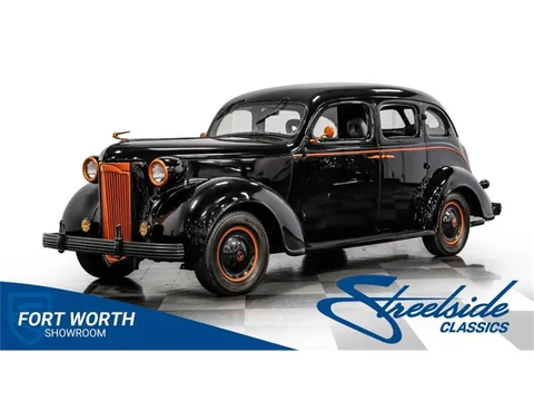 1937 Chrysler Custom