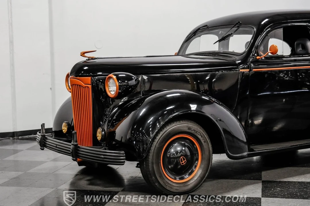 1937 Chrysler Airflow - Image 20 of 21