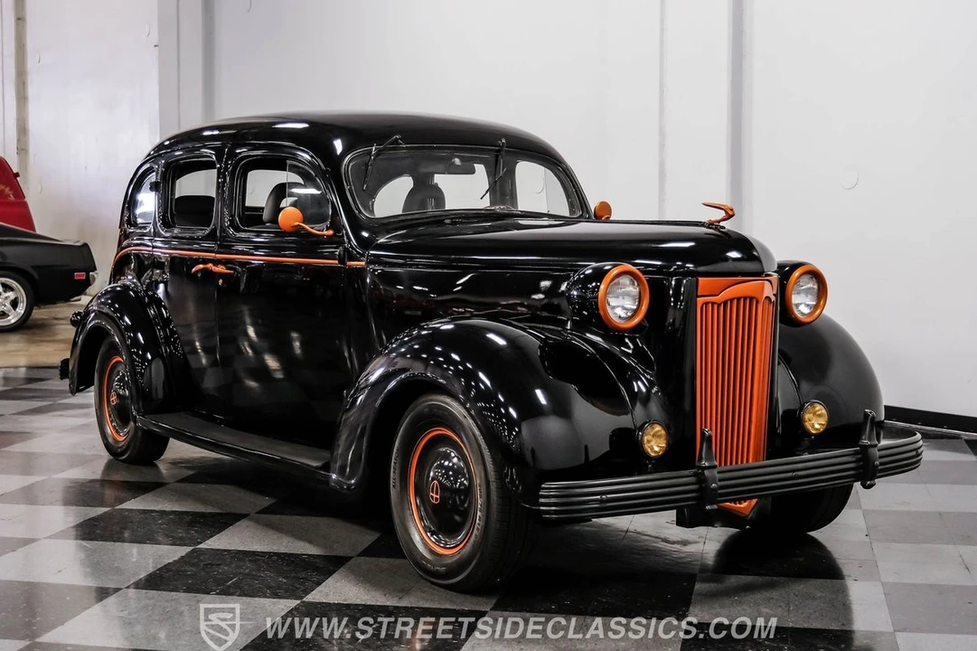 1937 Chrysler Airflow - Image 17 of 21