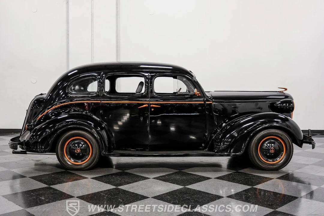 1937 Chrysler Airflow - Image 14 of 21