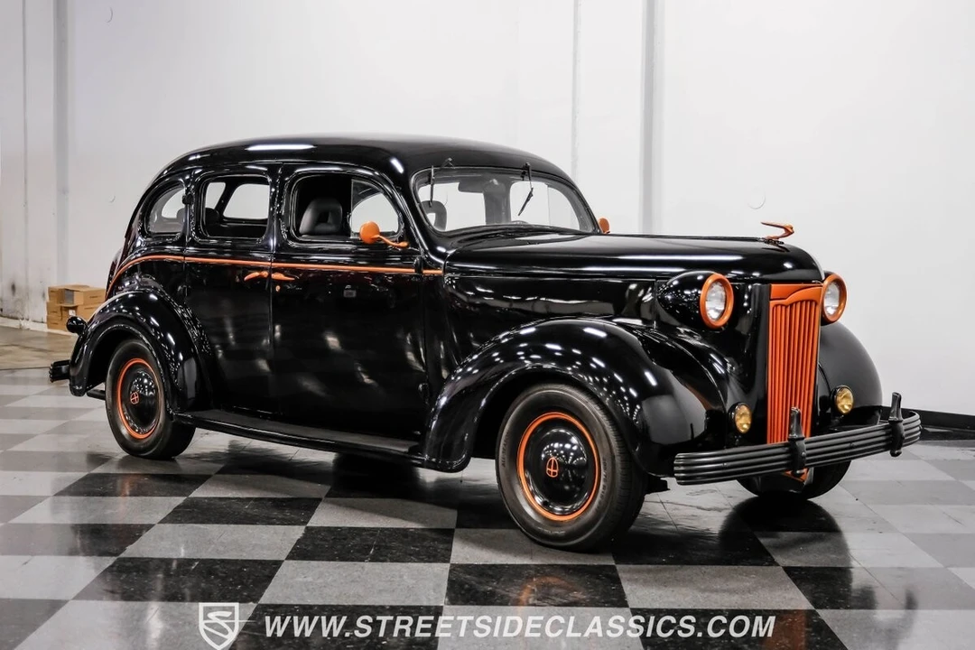 1937 Chrysler Airflow - Image 17 of 21