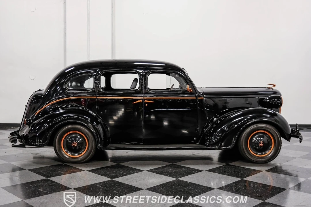 1937 Chrysler Airflow - Image 15 of 21