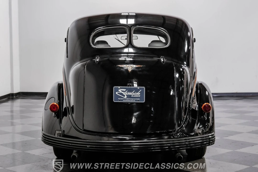 1937 Chrysler - Image 11 of 12