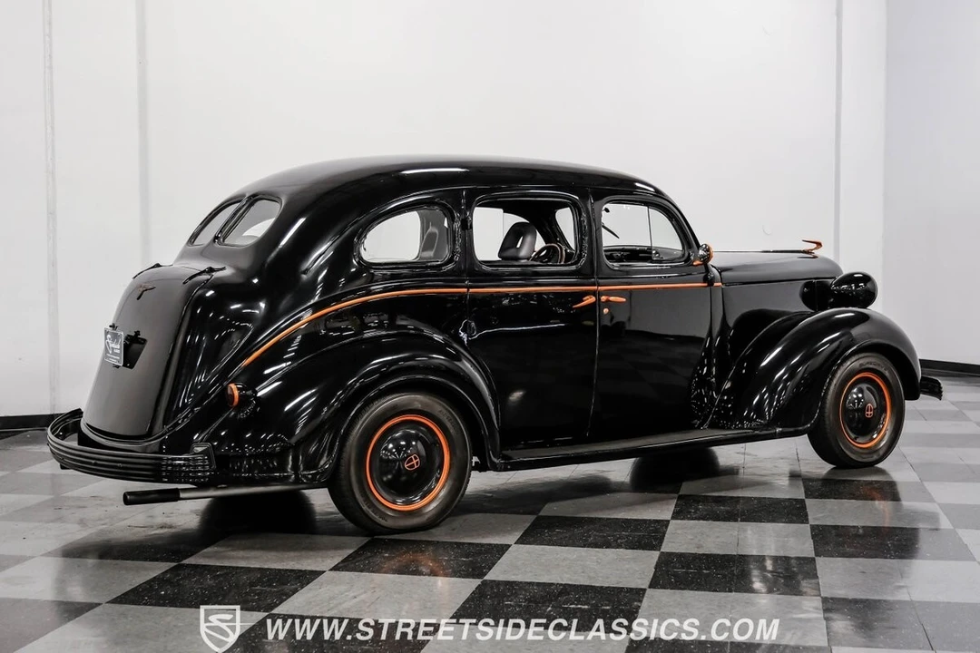 1937 Chrysler Airflow - Image 14 of 21