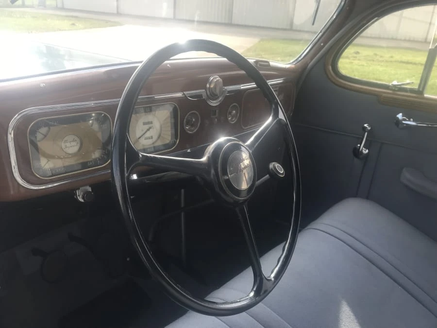 1937 Chrysler Imperial Pre-War - Image 4 of 12