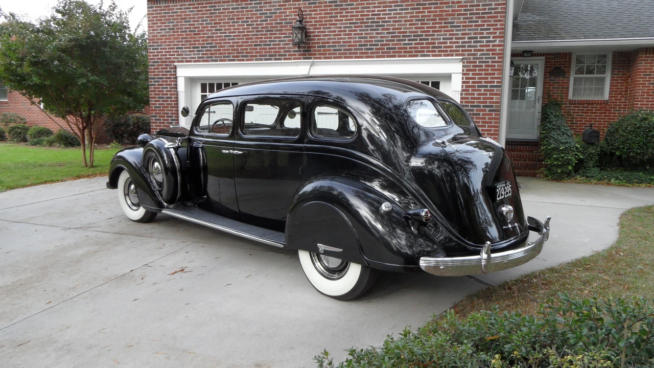 1937 Chrysler Imperial Pre-War - Image 5 of 31