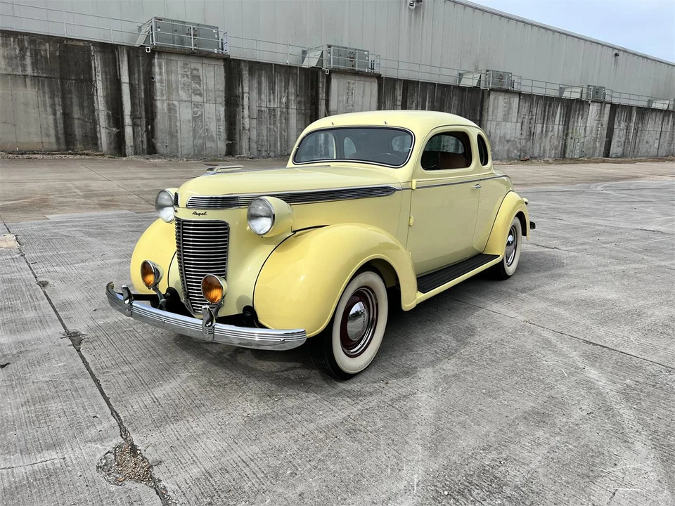 1937 Chrysler - Image 13 of 31