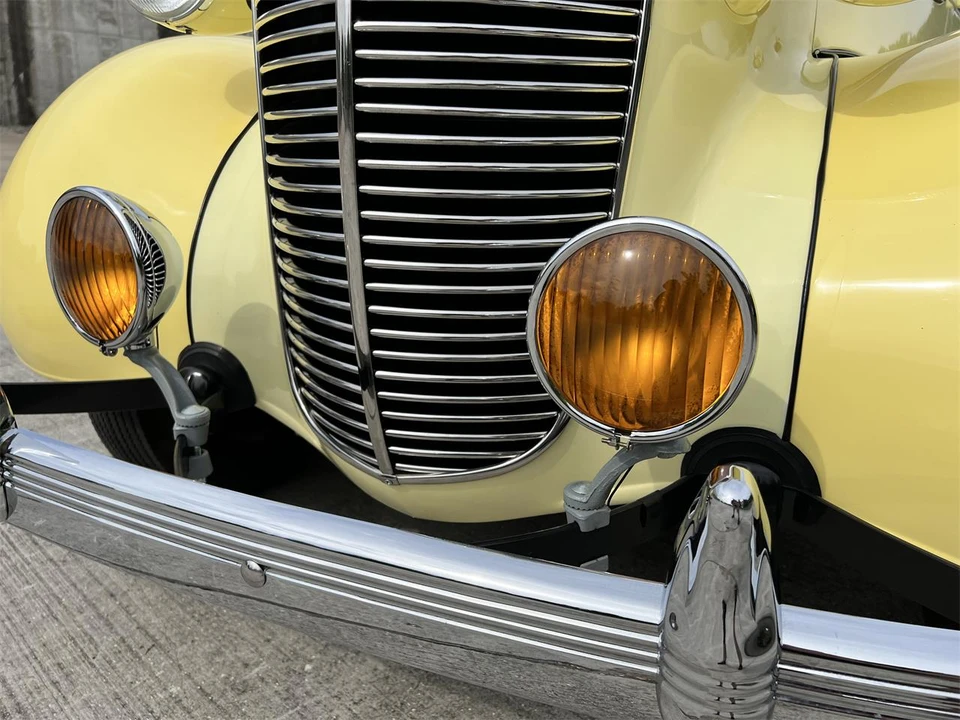 1937 Chrysler - Image 16 of 31
